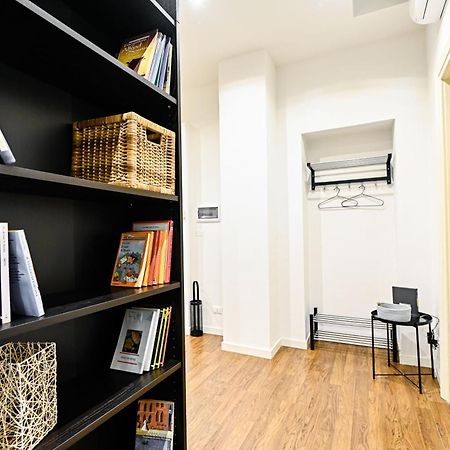 Top Living Apartments - Porta Susa Турин Экстерьер фото